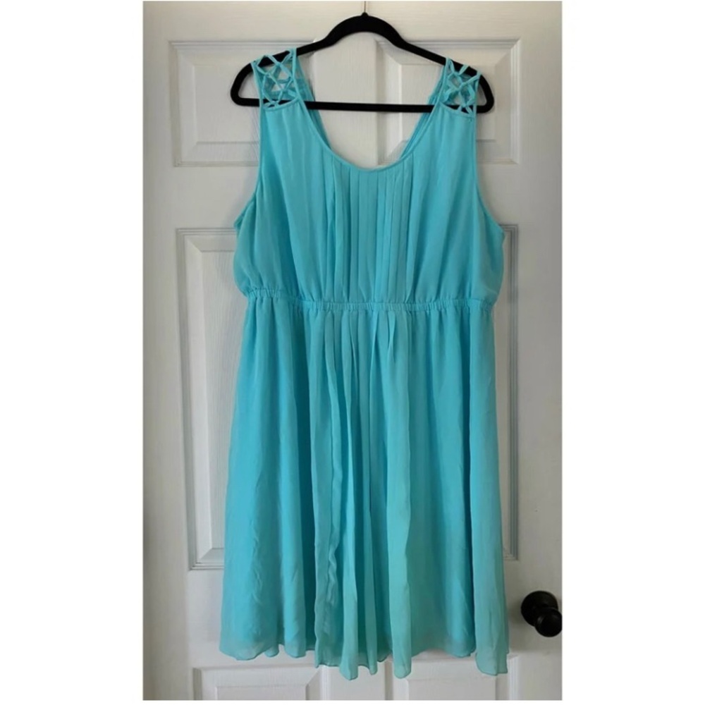 Torrid Aqua Baby Blue Pleated Chiffon Dress – Size 3X - Picture 5 of 7